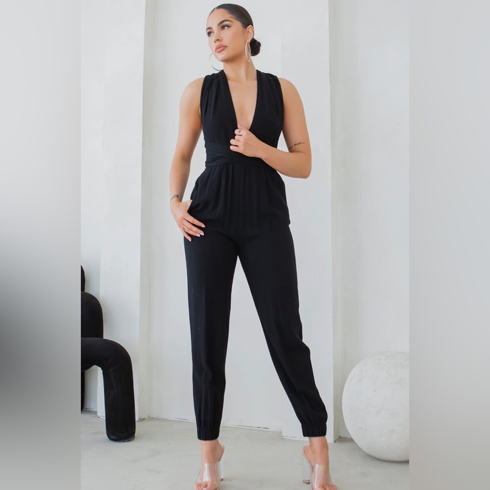 🖤 Follow Me 🖤 Maria Self-Tie Jumpsuit (M)